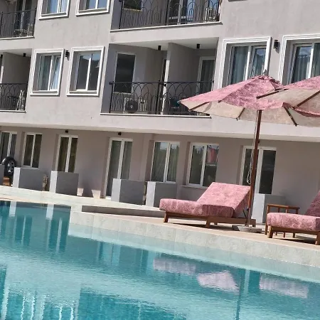 J'adore Secret Garden, Deluxe شقة