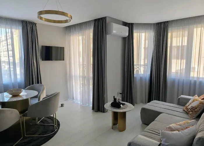 J'adore Secret Garden, Deluxe * ساني بيتش