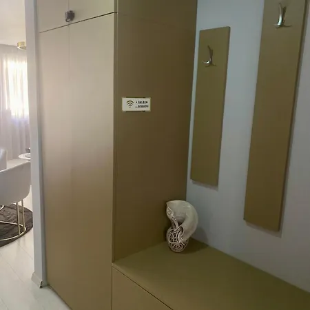 J'adore Secret Garden, Deluxe Апартаменти *